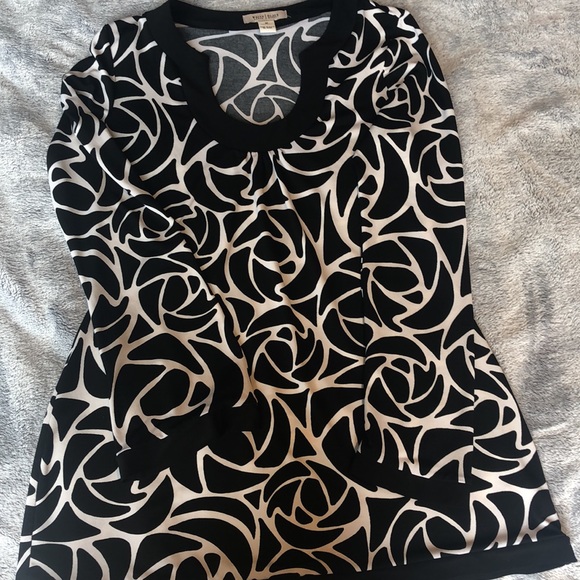 WHBM Black and White Pattern Tunic - Picture 5 of 9